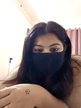 Snapshot of Aavya_007 chatting on June 19, 2026, 3:33 am Aavya 007 online show from June 19, 2026, 3:33 am