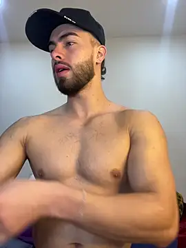 MaxDell online show from March 21, 2026, 7:06 pm