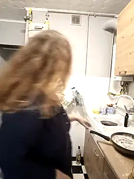 PerpetuaAnastagi online show from October 2, 2025, 6:20 am