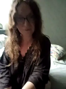 PerpetuaAnastagi online show from October 9, 2025, 6:11 am