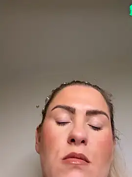 Charleigh xx online show from March 18, 2026, 10:46 pm