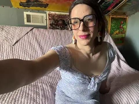 mayra mayhem online show from February 11, 2026, 6:57 pm