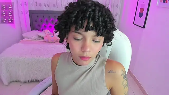 aitana kahlo online show from September 18, 2025, 11:34 am