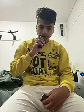 Noam7080z online show from January 17, 2026, 11:37 am