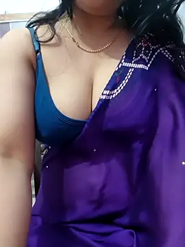 Snapshot of roshni_agrawal0 chatting on January 17, 2026, 7:46 am roshni agrawal0 online show from January 17, 2026, 7:46 am