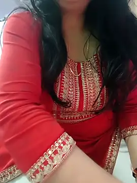 Snapshot of roshni_agrawal0 chatting on February 7, 2026, 7:34 am roshni agrawal0 online show from February 7, 2026, 7:34 am