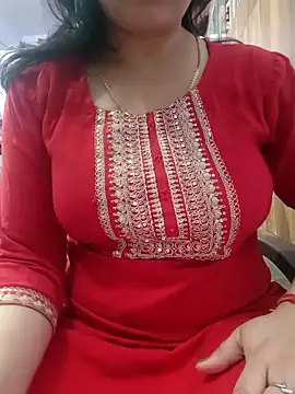 Snapshot of roshni_agrawal0 chatting on March 7, 2026, 11:18 am roshni agrawal0 online show from March 7, 2026, 11:18 am