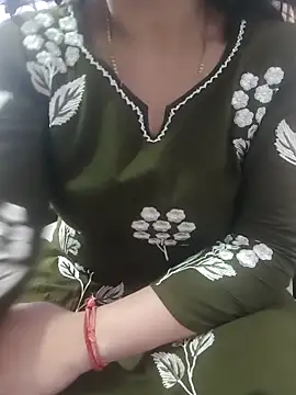 Snapshot of roshni_agrawal0 chatting on March 15, 2026, 8:53 am roshni agrawal0 online show from March 15, 2026, 8:53 am