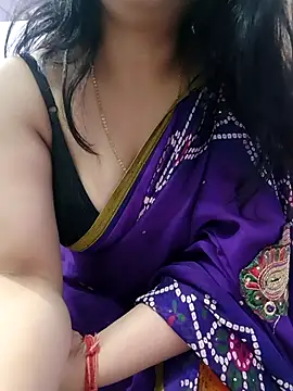 Snapshot of roshni_agrawal0 chatting on March 17, 2026, 8:39 am roshni agrawal0 online show from March 17, 2026, 8:39 am