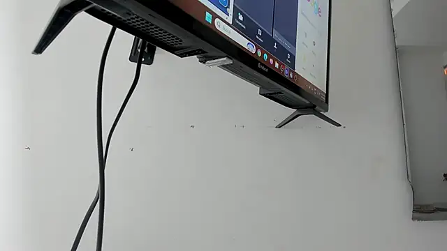 Lady miss    online show from March 7, 2026, 12:13 pm