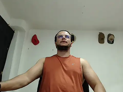 cloudsxxx online show from March 4, 2026, 12:38 am