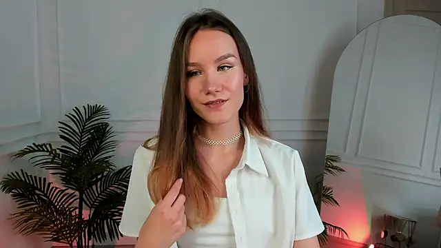 Snapshot of _Clare_Florence_ chatting on October 5, 2025, 1:31 pm  Clare Florence  online show from October 5, 2025, 1:31 pm