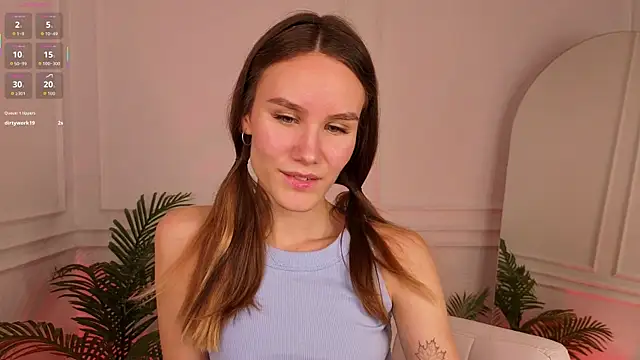 Snapshot of _Clare_Florence_ chatting on October 12, 2025, 1:54 pm  Clare Florence  online show from October 12, 2025, 1:54 pm