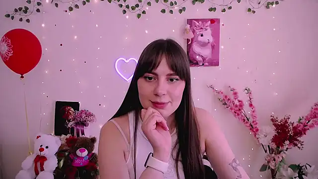 Snapshot of Amanda_Bright_ chatting on April 2, 2026, 10:13 am Amanda Bright online show from April 2, 2026, 10:13 am