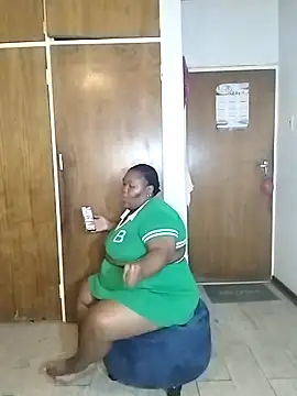 Snapshot of SeductionBoobs chatting on September 13, 2025, 7:24 pm SeductionBoobs online show from September 13, 2025, 7:24 pm