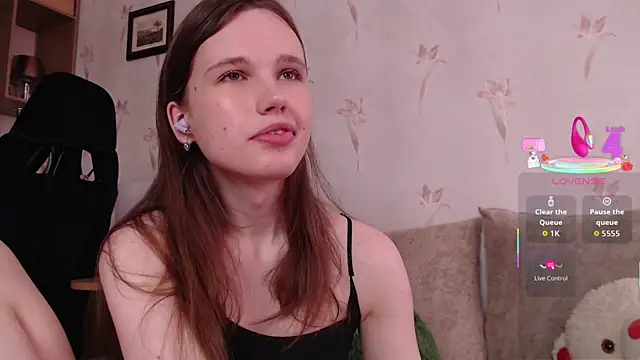 Snapshot of Annatomnaya chatting on August 7, 2026, 2:19 pm Annatomnaya online show from August 7, 2026, 2:19 pm