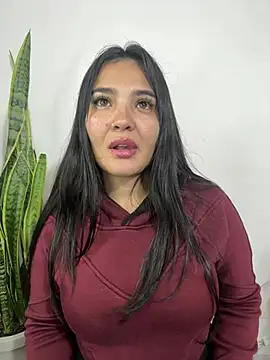 meli  brown online show from May 25, 2026, 2:50 am