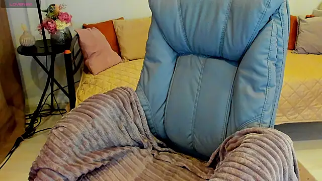 Yummy Jane online show from September 29, 2025, 1:11 am