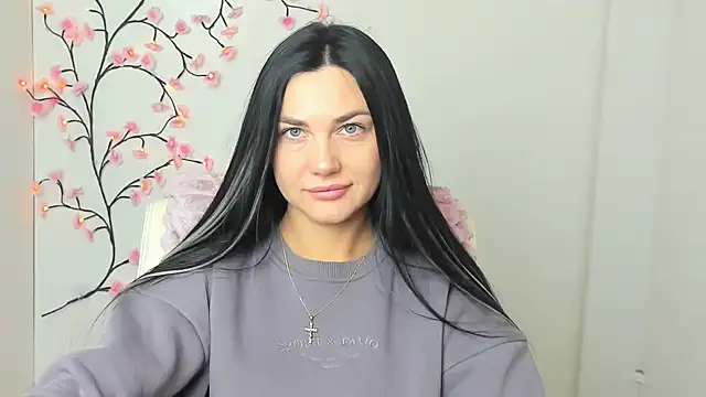 Lune Moon online show from February 9, 2026, 6:50 am