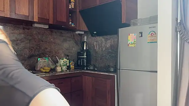 Stellamarbella online show from October 25, 2025, 4:53 am