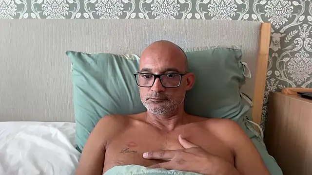 halfcastlad online show from September 11, 2025, 9:20 am