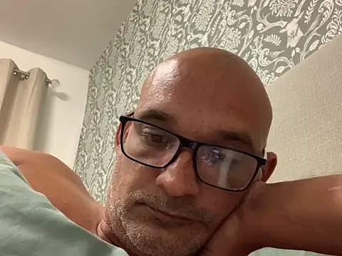 halfcastlad online show from September 22, 2025, 8:55 pm