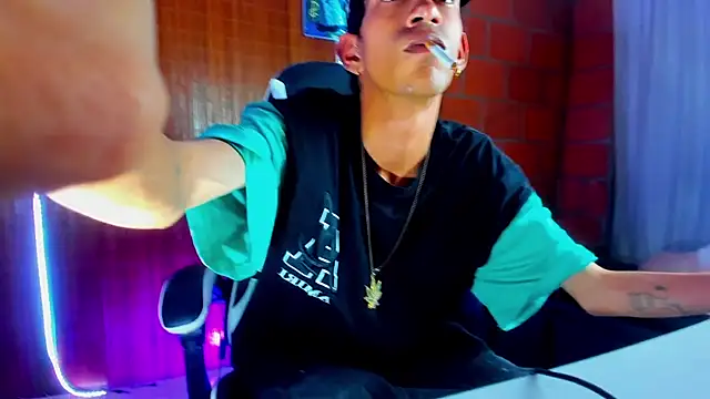 briamhoconor xh online show from February 12, 2026, 1:55 am