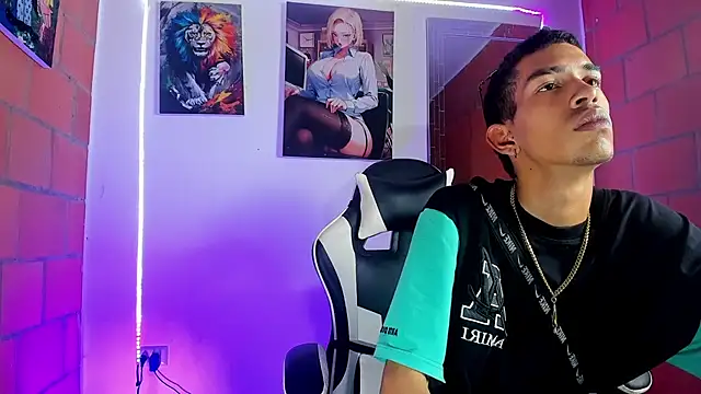 briamhoconor xh online show from March 10, 2026, 1:32 am