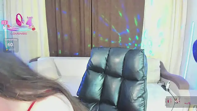 Snapshot of _Shy_Jenny_ chatting on July 4, 2026, 5:19 pm Shy Jenny online show from July 4, 2026, 5:19 pm
