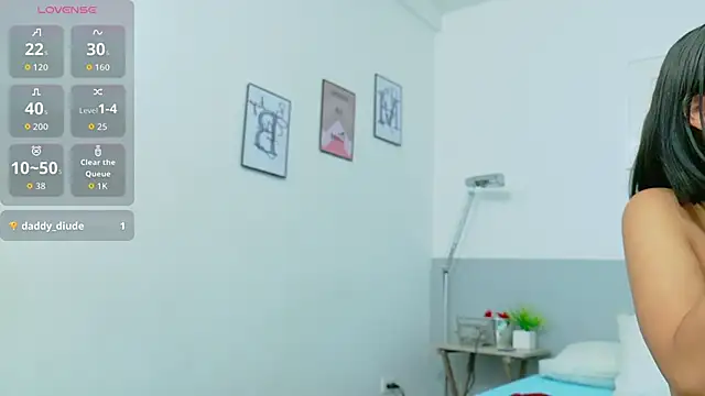 Snapshot of cutepetitee chatting on September 29, 2025, 7:19 pm cutepetitee online show from September 29, 2025, 7:19 pm