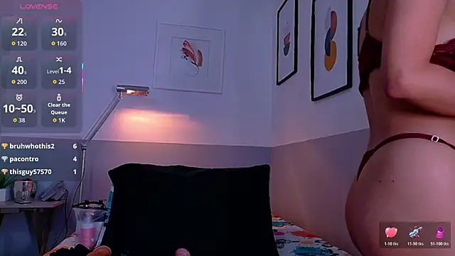 Snapshot of cutepetitee chatting on October 22, 2025, 7:46 pm cutepetitee online show from October 22, 2025, 7:46 pm