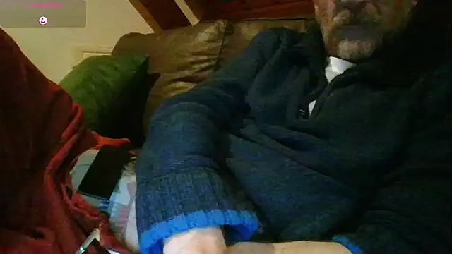 Snapshot of Vrenico-SC chatting on February 18, 2026, 2:40 am Vrenico-SC online show from February 18, 2026, 2:40 am