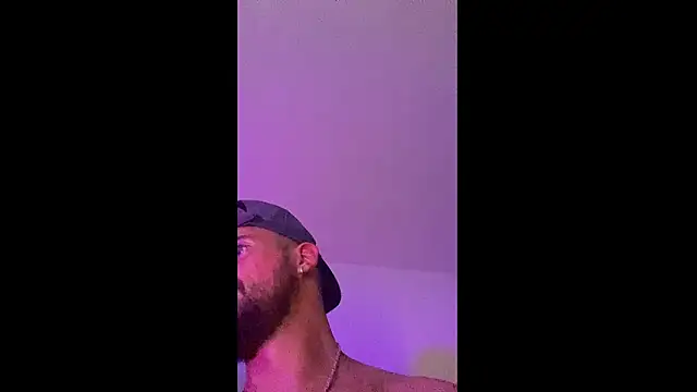 Snapshot of DjDiCKmannOnE chatting on March 5, 2026, 2:35 pm DjDiCKmannOnE online show from March 5, 2026, 2:35 pm