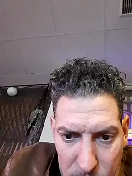 ARTANIS20 online show from January 18, 2026, 3:32 am