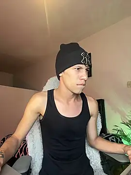 Snapshot of santiago_cutex chatting on February 15, 2026, 10:06 pm santiago cutex online show from February 15, 2026, 10:06 pm