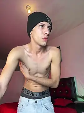 Snapshot of santiago_cutex chatting on February 22, 2026, 10:30 pm santiago cutex online show from February 22, 2026, 10:30 pm