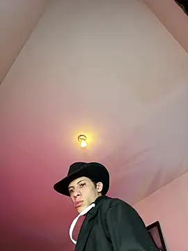 Snapshot of santiago_cutex chatting on February 26, 2026, 4:06 pm santiago cutex online show from February 26, 2026, 4:06 pm