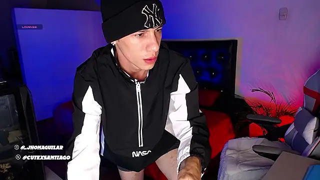 Snapshot of santiago_cutex chatting on March 3, 2026, 9:26 am santiago cutex online show from March 3, 2026, 9:26 am