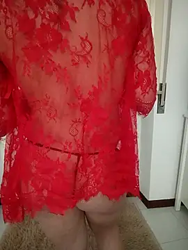 alicepavia22 online show from April 30, 2026, 6:25 pm