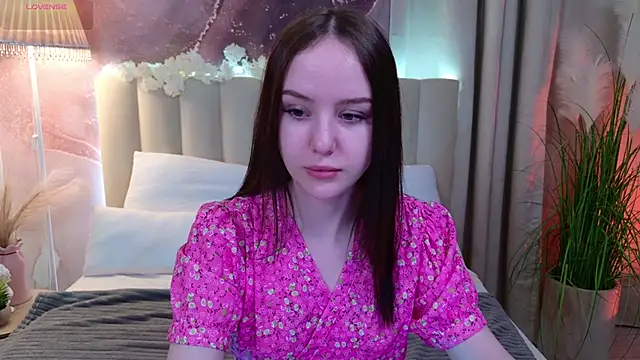 MarySparkle online show from September 30, 2025, 2:49 am