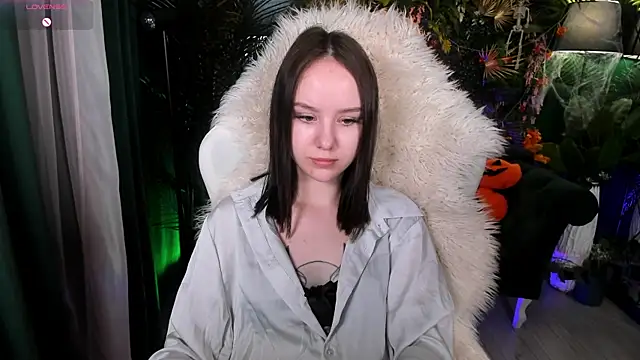 MarySparkle online show from October 27, 2025, 4:05 am