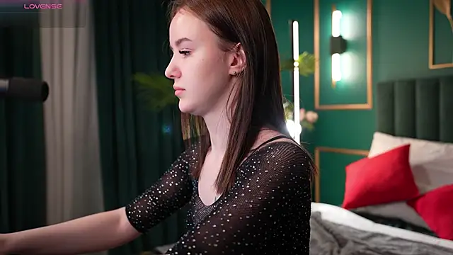 MarySparkle online show from February 19, 2026, 4:41 am