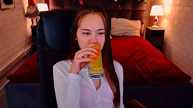 UliaNeer online show from January 16, 2026, 5:11 am