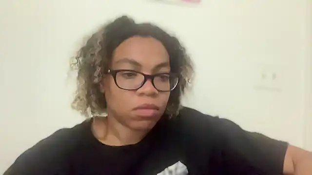 Snapshot of zahrabliss chatting on July 19, 2026, 2:26 am zahrabliss online show from July 19, 2026, 2:26 am