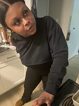 Snapshot of Juicystorm chatting on September 30, 2025, 11:32 pm Juicystorm online show from September 30, 2025, 11:32 pm