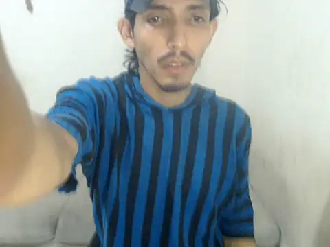Snapshot of snackontime18 chatting on June 26, 2026, 12:48 am snackontime18 online show from June 26, 2026, 12:48 am