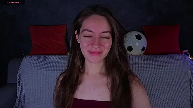Agnes Wells online show from June 21, 2026, 1:08 am