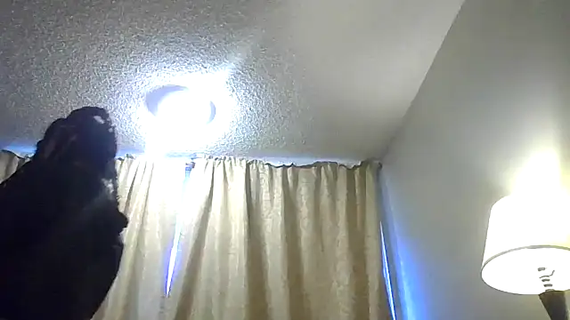 Snapshot of Flossee chatting on February 13, 2026, 5:42 pm Flossee online show from February 13, 2026, 5:42 pm