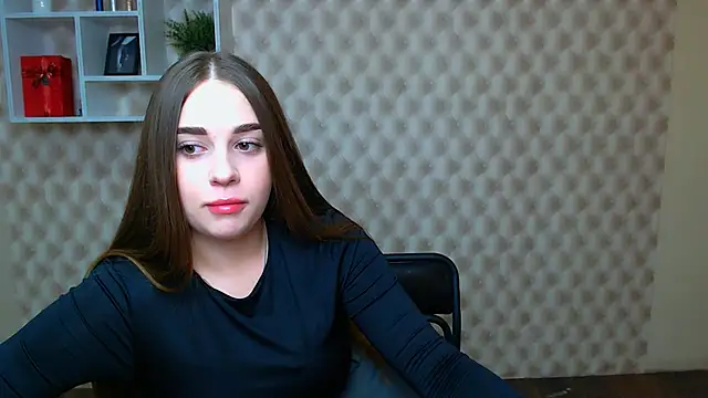 Snapshot of _MillaDellf_ chatting on October 9, 2025, 9:29 am  MillaDellf  online show from October 9, 2025, 9:29 am