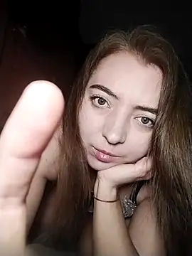 Snapshot of Viktoriia27 chatting on May 11, 2026, 6:27 pm Viktoriia27 online show from May 11, 2026, 6:27 pm